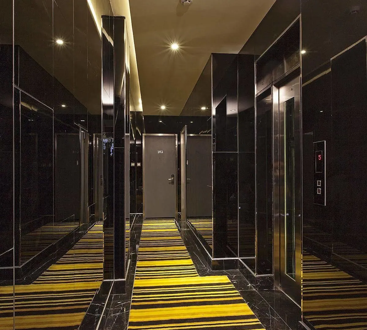 Signature Boutique Hotel Ho Chi Minh City